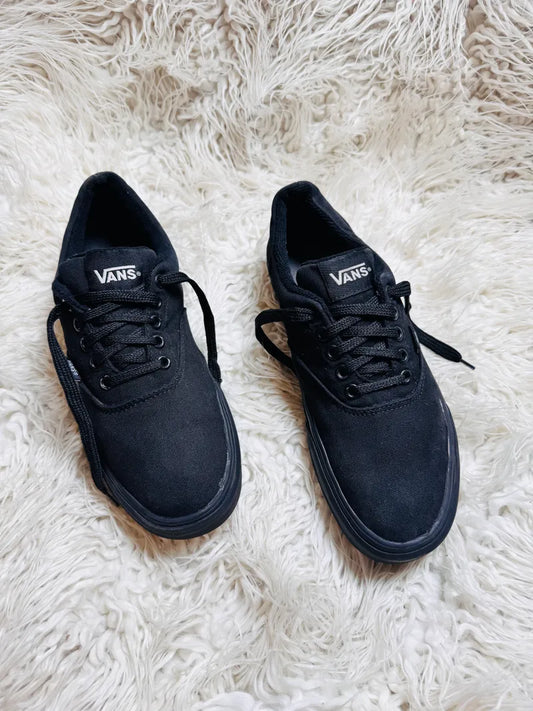 Vans | Black | At Wood