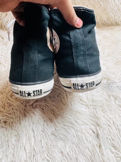 Chuck Taylor | Black & White | High top| Converse