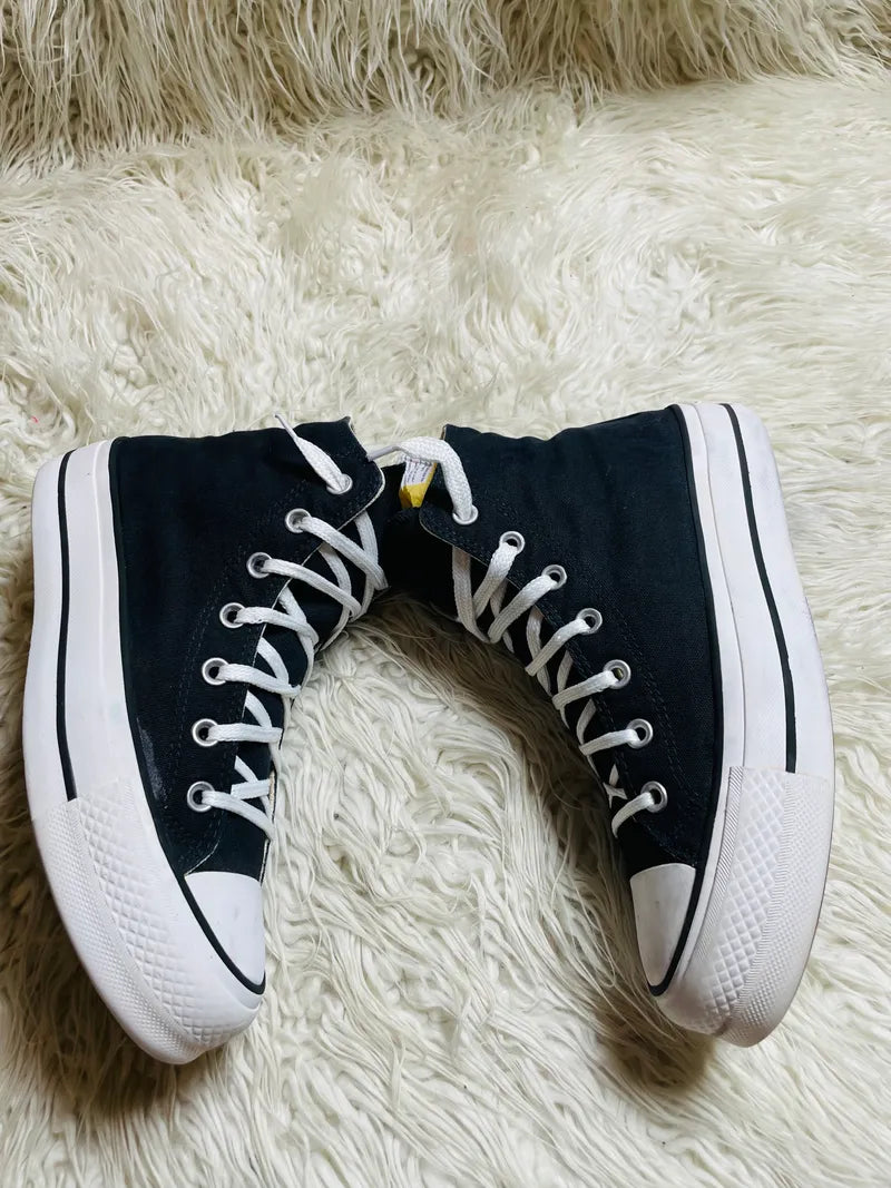 Chuck Taylor | Black & White | High top | Hi Sole