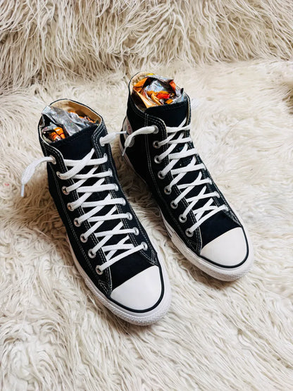 Chuck Taylor | Black & White | High top| Converse
