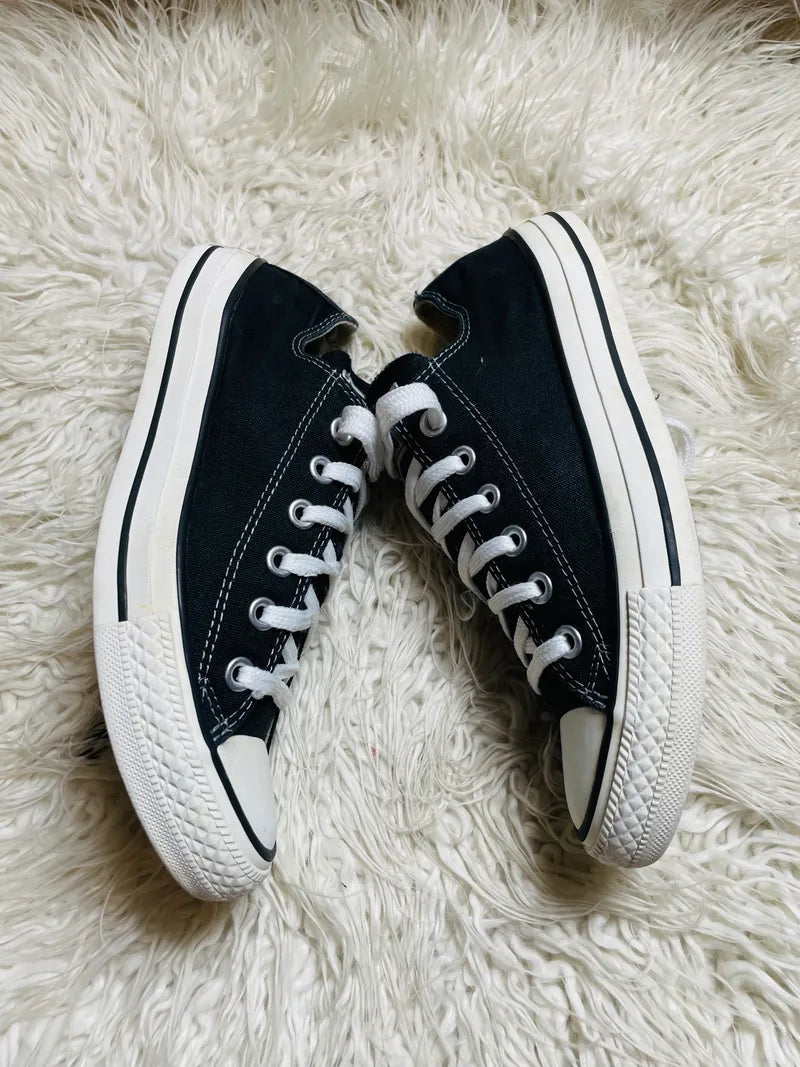 Chuck Taylor | Black & White | Lo top | Converse