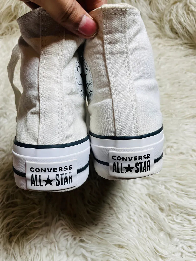 Chuck Taylor | White | High top | Hi Sole