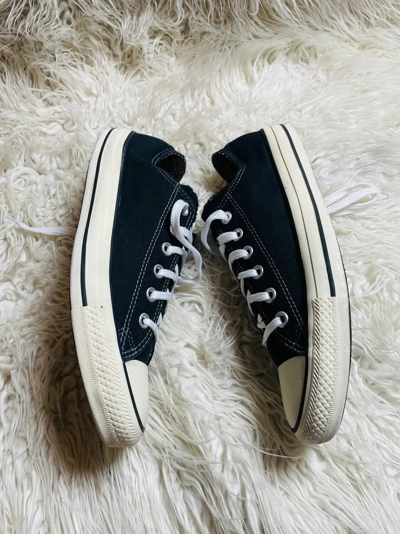 Chuck Taylor | Black & White | Lo top | Converse