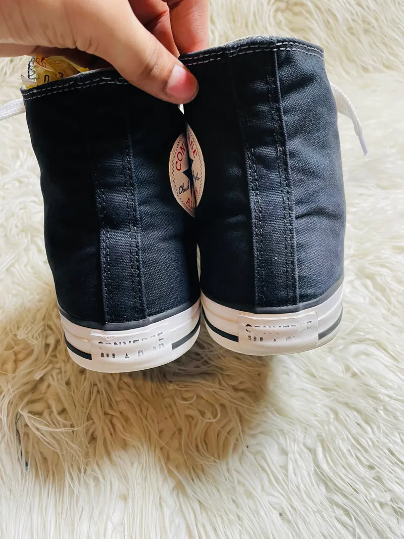 Chuck Taylor | Black & White | High top| Converse
