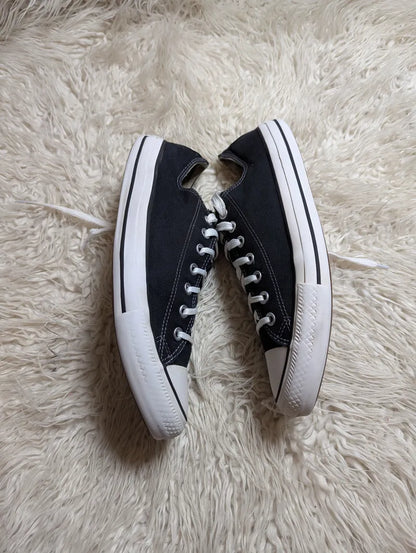 Chuck Taylor | Black & White | Lo top | Converse