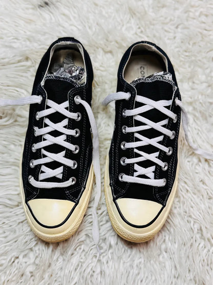Chuck Taylor 70's | Black & White | Lo Top | Converse