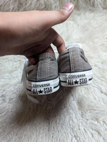 Chuck Taylor | Grey & White | Lo top | Converse