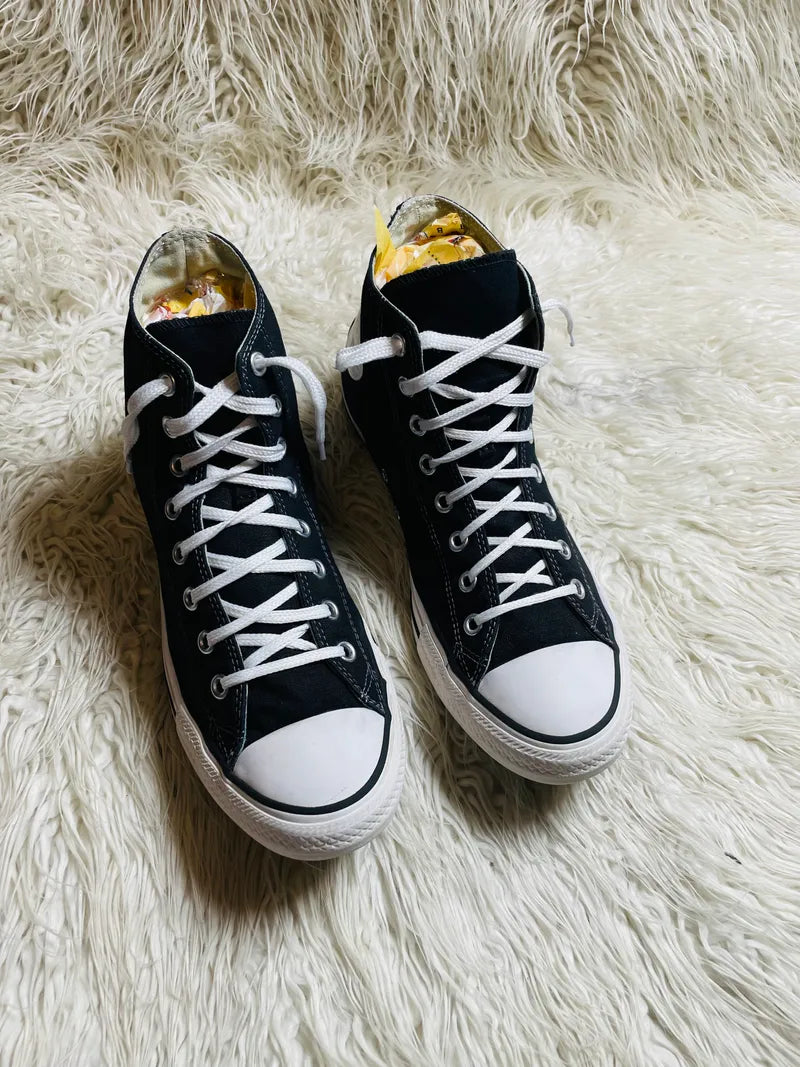 Chuck Taylor | Black & White | High top| Converse