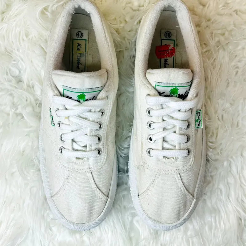 Van's