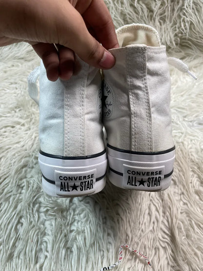 Chuck Taylor |White | High top| Converse | Platforms