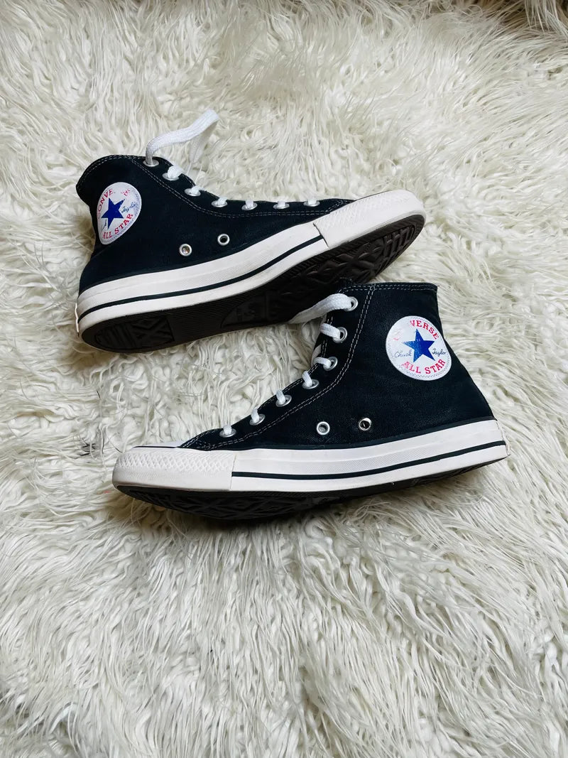 Chuck Taylor | Black & White | High top| Converse