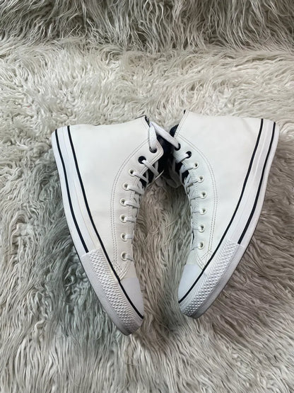 Chuck Taylor | White | Leather | High top| Converse