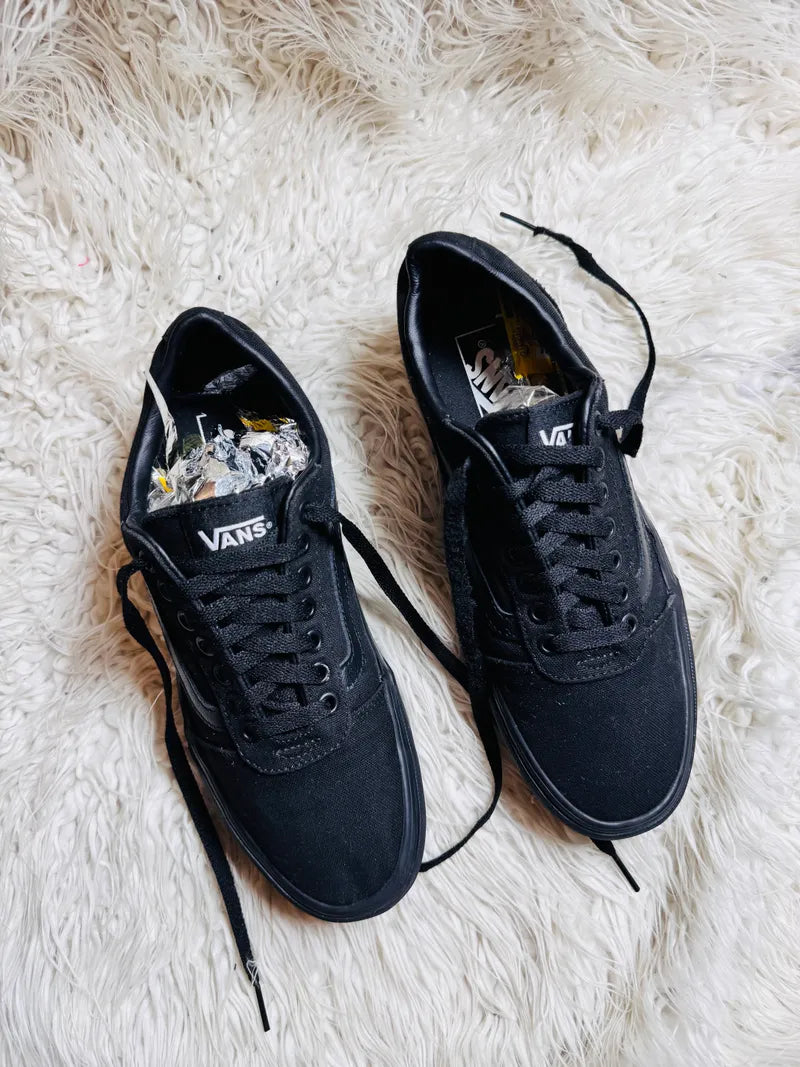 Vans | Black | Lo Top | Old Skool
