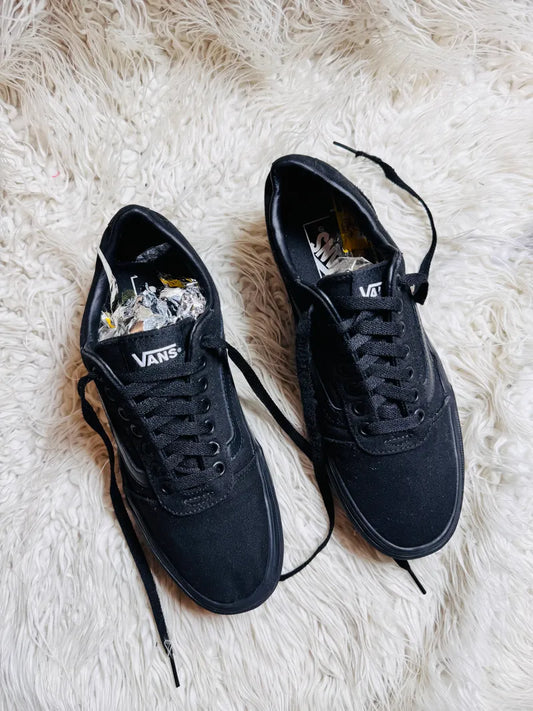 Vans | Black | Lo Top | Old Skool