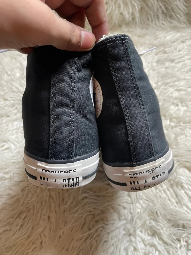 Chuck Taylor | Black & White | High top| Converse
