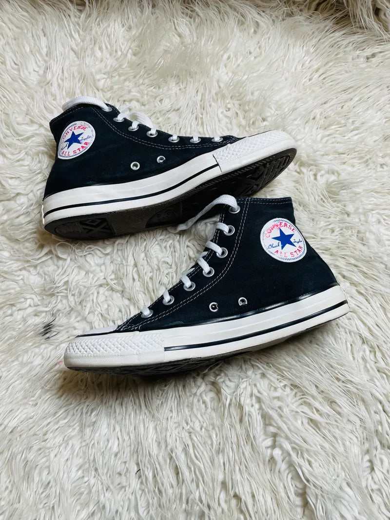 Chuck Taylor | Black & White | High top| Converse