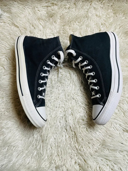 Chuck Taylor | Black & White | High top| Converse